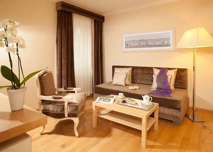Piccolo Borgo Hotel