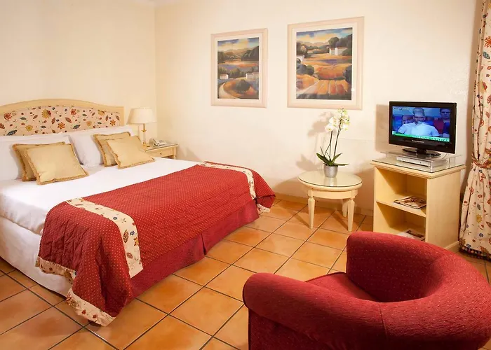 Piccolo Borgo Hotel 3*